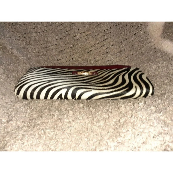 CHARLES DAVID-Burgundy Patent Leather/Zebra Print Pony Fur Clutch-Near Mint - Picture 4 of 7